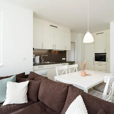 Stettiner Str 33-35 Whg 1 Apartman *